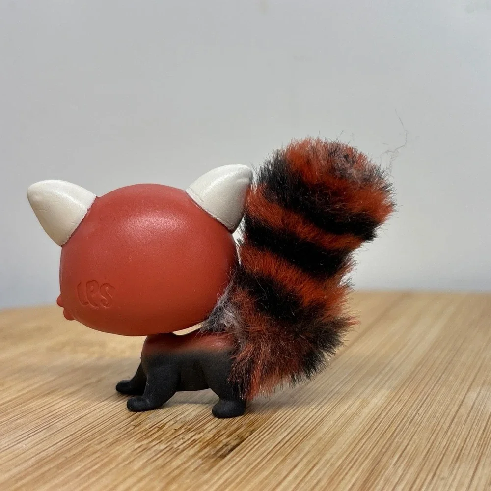 Redley Furrytail #120 Red Panda FLUFFY TAIL Littlest Pet Shop Hasbro LPS